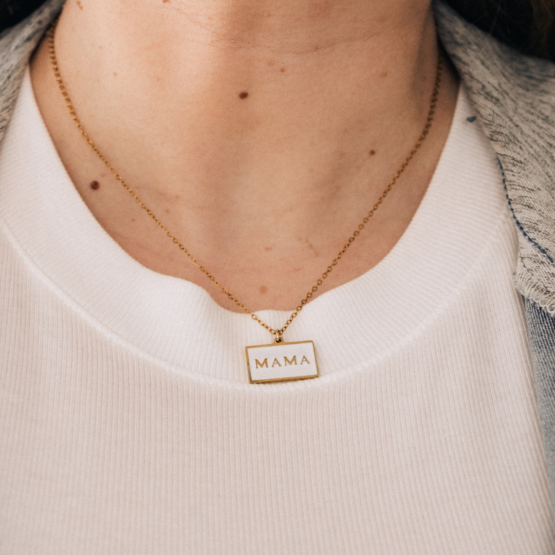 Mama Pendant Necklace with White and Gold