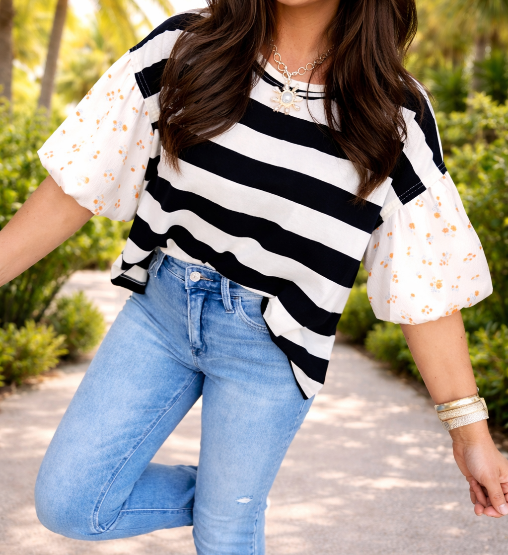 Black Floral Puff Sleeve Blouse LT